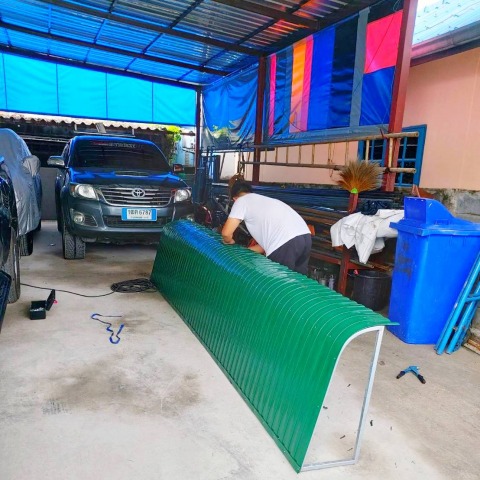 ติดตั้งโครงหลังคากันสาด ราคาถูก